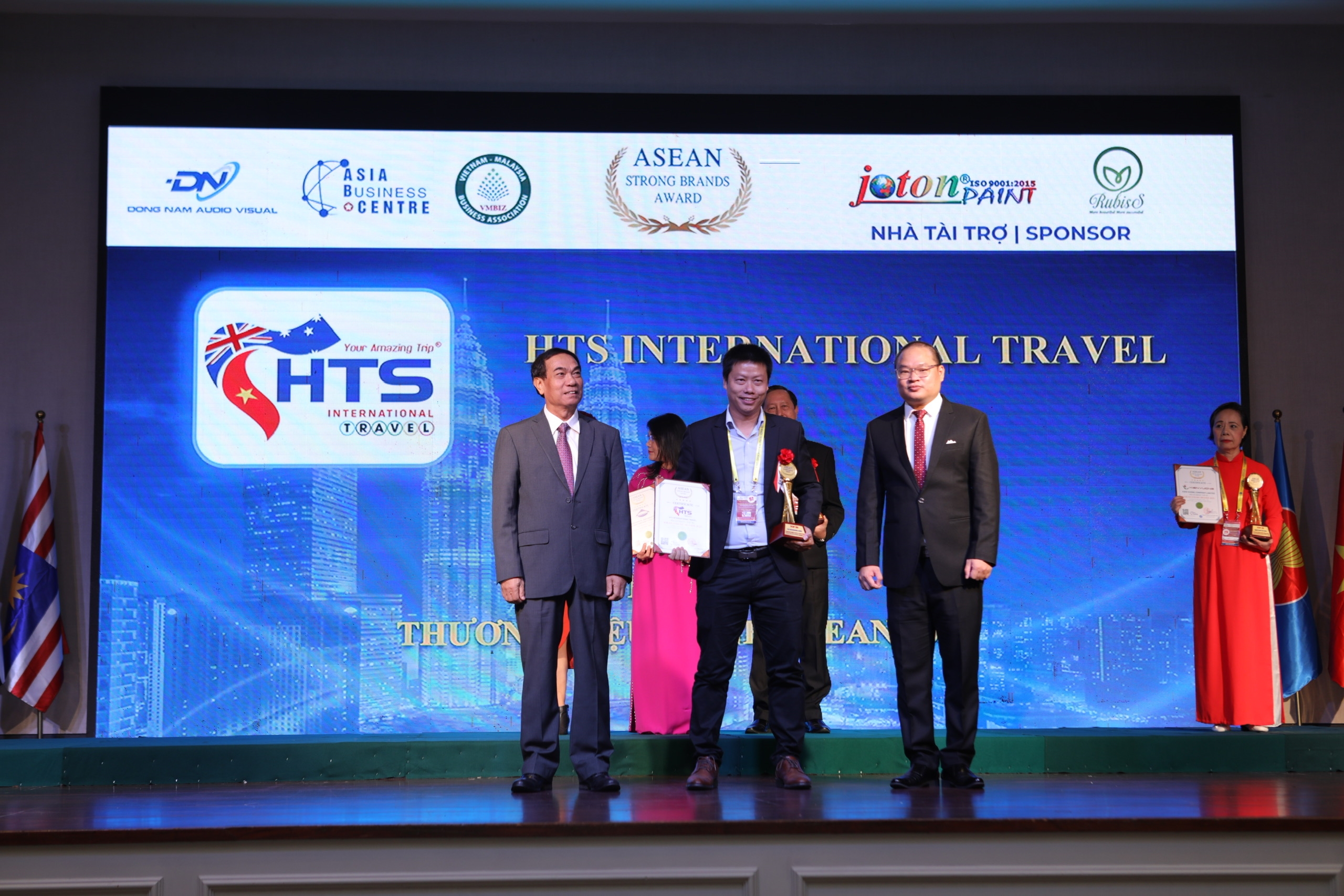 HTS International Travel Top 50 prestigious brands of ASEAN 2023