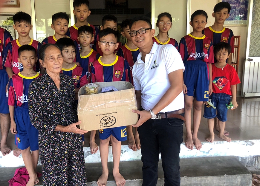 CHARITY PROGRAM 