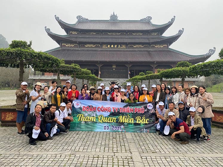 HTS INTERNATIONAL TRAVEL SUCCESSFULLY ORGANIZED THE CUSTOMER DISTRIBUTOR OF HA TIEN CEMENT DISTRIBUTORS SUCCESSFULLY.